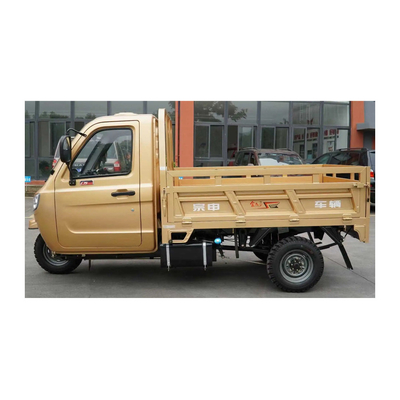 Geschlossenes Benzinfrachtdreirad mit einem Bremsgewicht von 500 kg oder mehr und einem 1000 Watt starken Motor