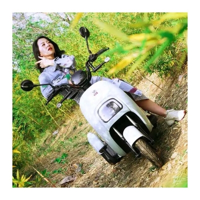 Vorder/Hinter 3.00-8 Vakuumreifen Elektrische 3-Rad-Scooter für Mädchen