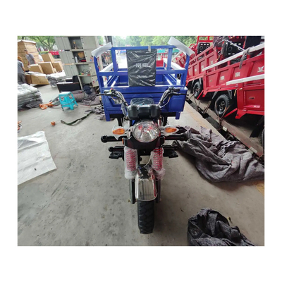 Motorisiertes 3-Rad-Motorrad in Kenia mit 43 Außenspring-Frontfederung