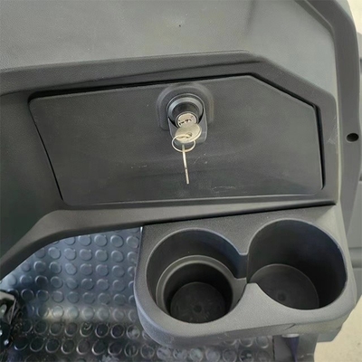 4 Personen Erwachsene auf der Straße 2024 2 2 Sitzplätze 48V Elektro-Golfwagen mit Aluminiumrädern